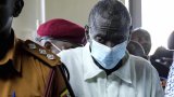 Ouganda: l'opposant Kizza Besigye est détenu «dans ces conditions malsaines et humiliantes», (…)